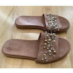 Express slip on sandals w/ pearls & baubles size 9